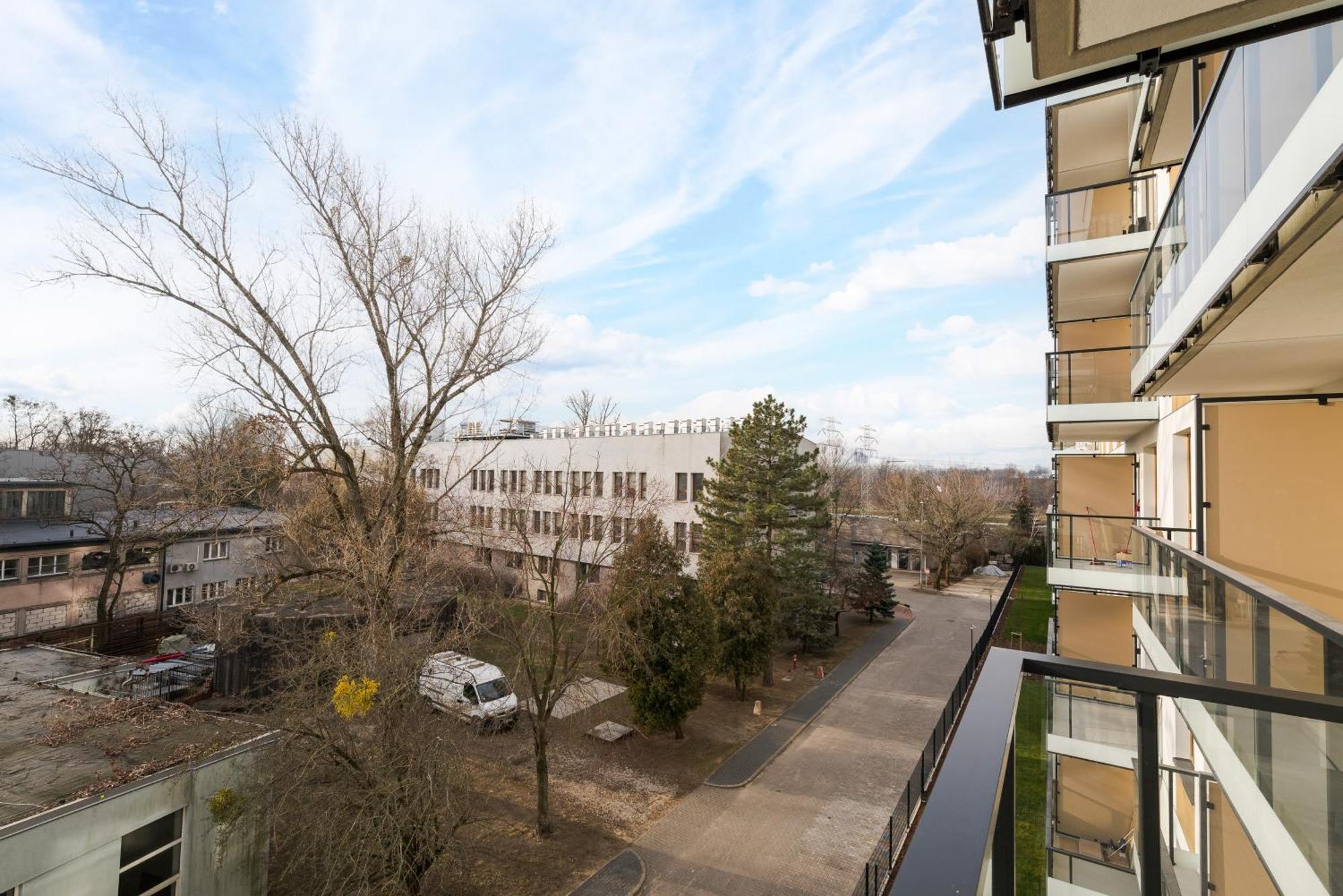 200m From Alk Apartment *