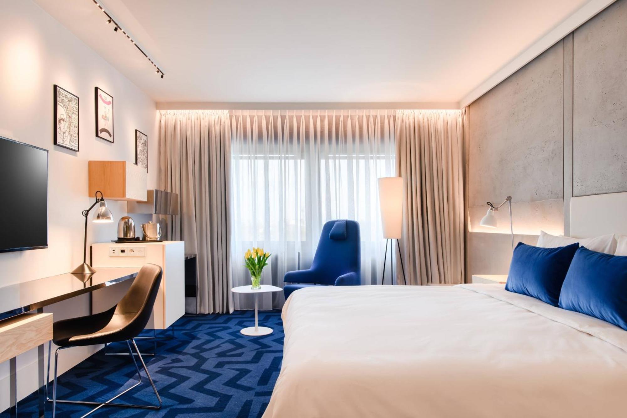 Renaissance Airport 5* Warsaw