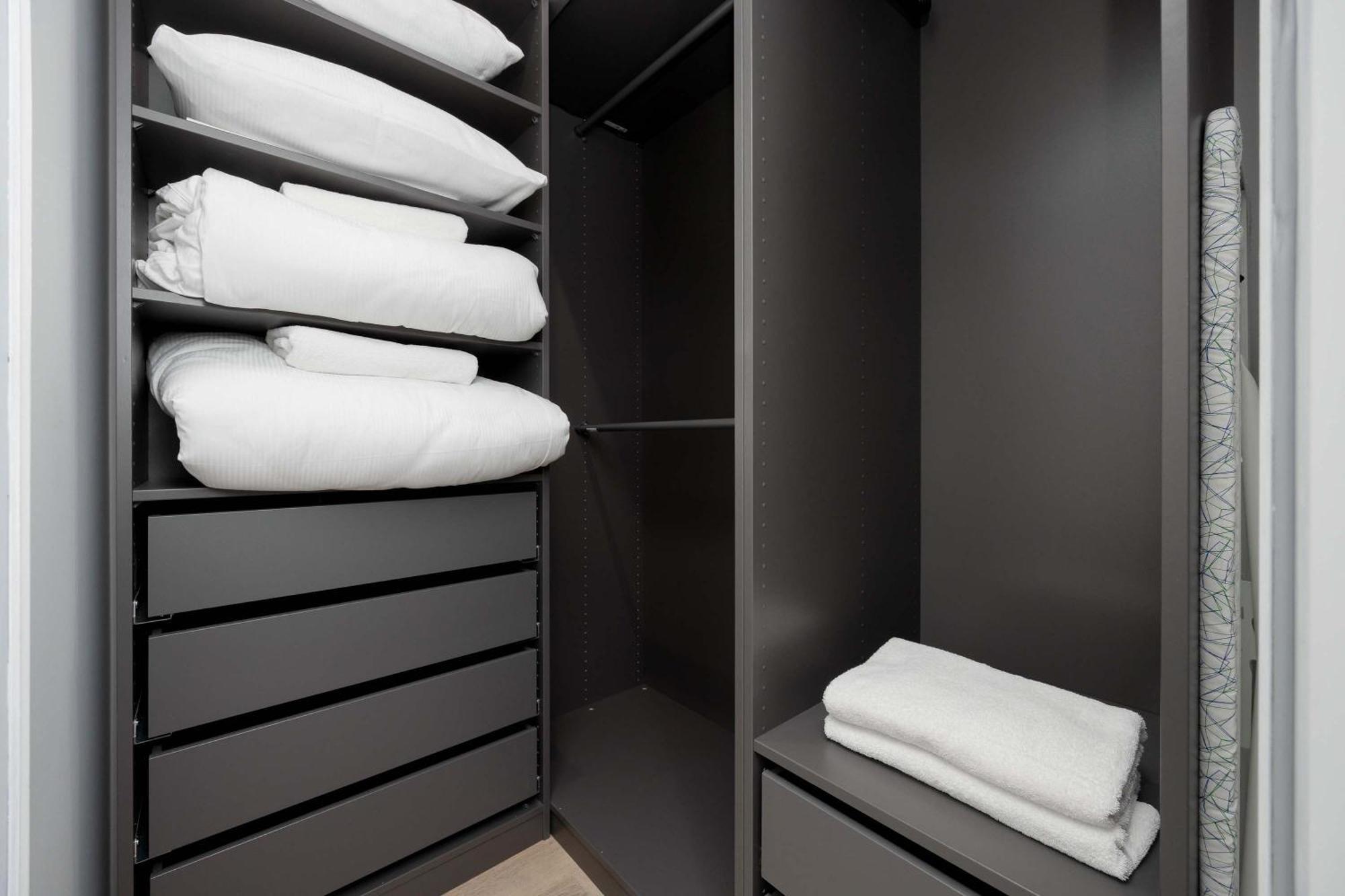 Sarmacka Wilanow With Parking, Sauna & Gym By Renters Apartment Warsaw