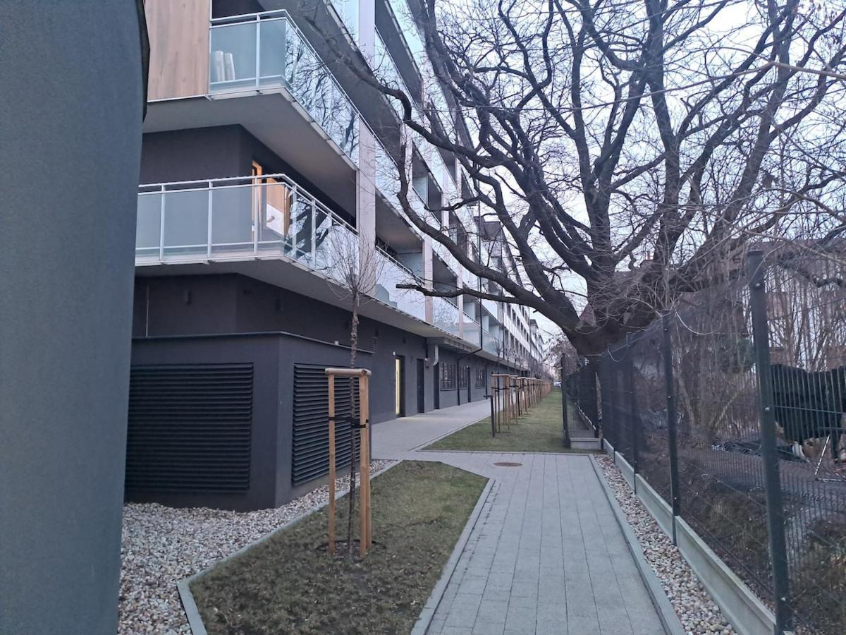 Smart 2 Apartment *