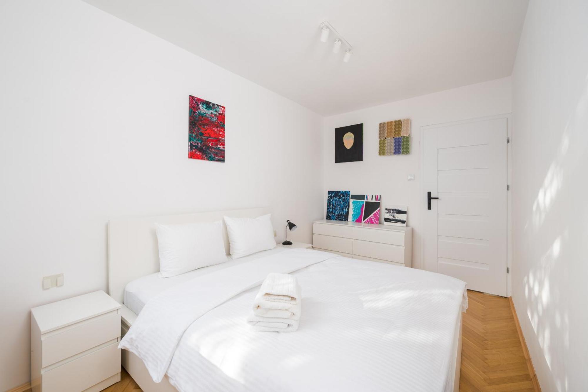 Plac Zbawiciela Modern Apartment Warsaw