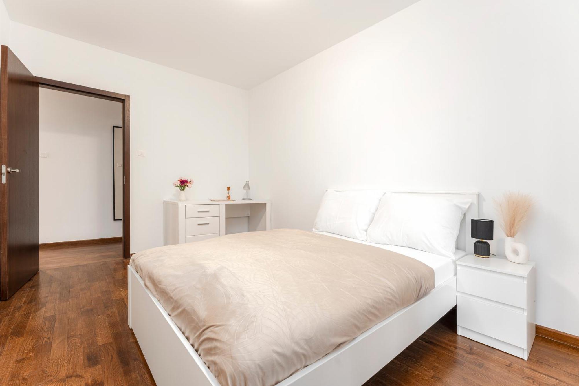 Apartment Old Money Tower Panoramiczny Widok Z 8 Pietra Garaz Arkadia Westfield Metro Gdanska Warsaw
