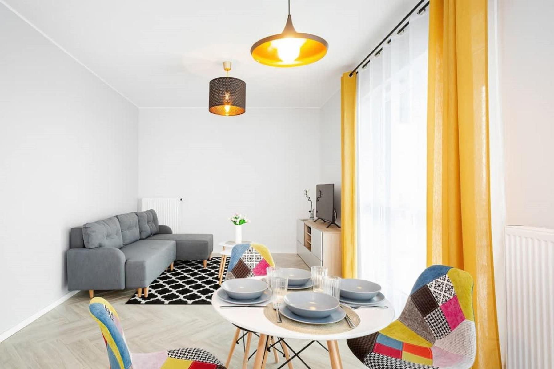 Large In Rondo Wiatraczna By Renters Warsaw