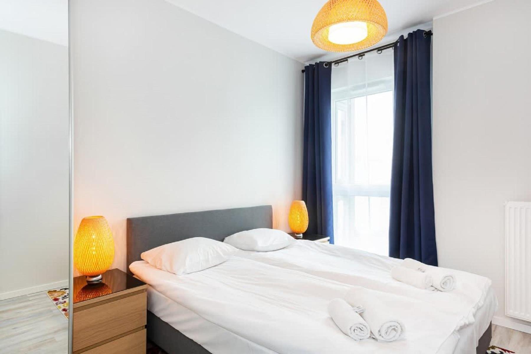 Large In Rondo Wiatraczna By Renters