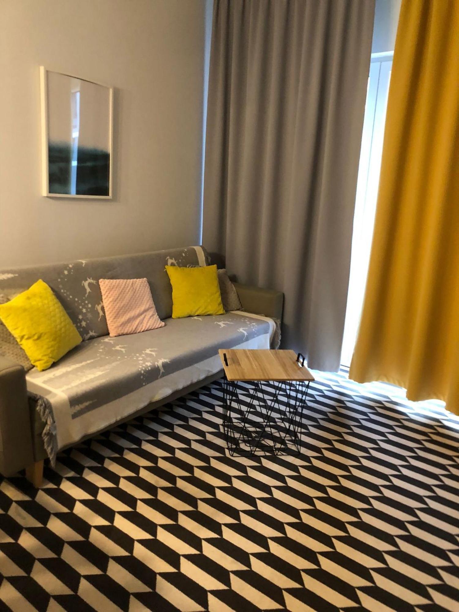 Z Klimatem - Blisko Centrum Apartament Warszawa