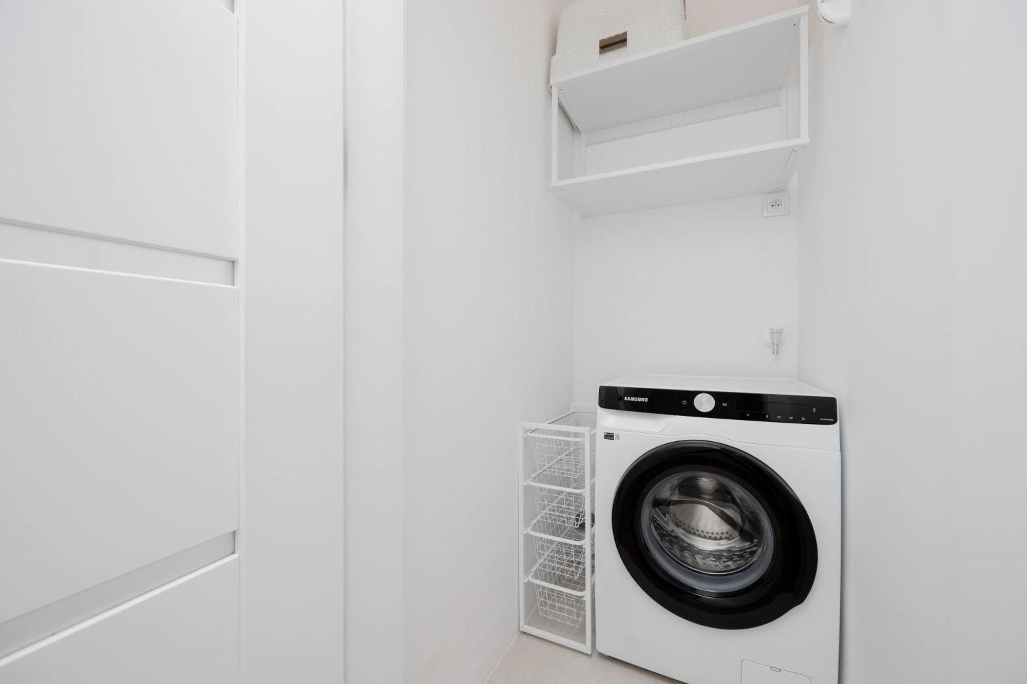 Family With Air Conditioning And Parking In Warsaw's Mokotow District By Renters * Warsaw