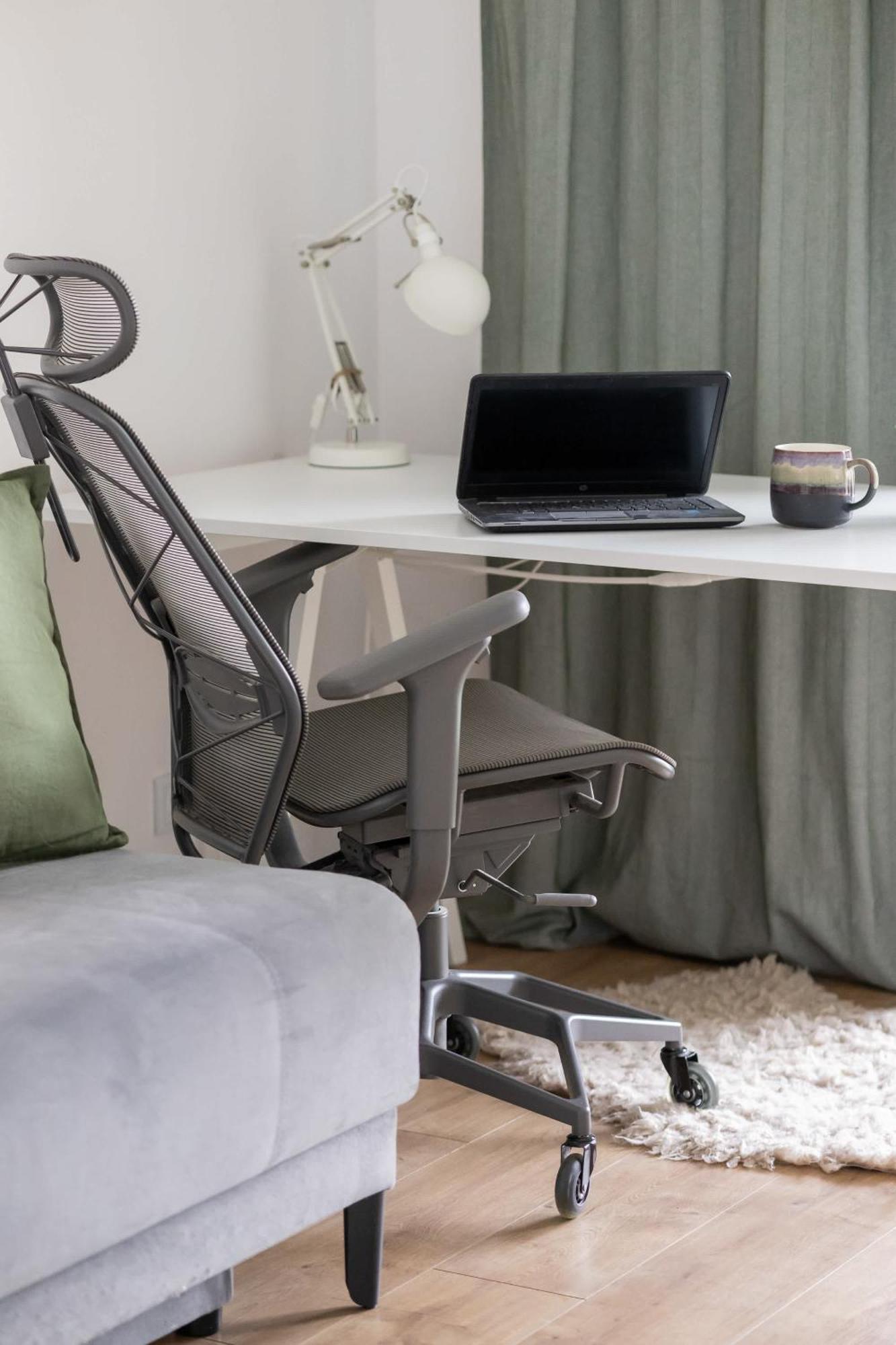Apartment Family With Air Conditioning And Parking In Warsaw's Mokotow District By Renters Warsaw