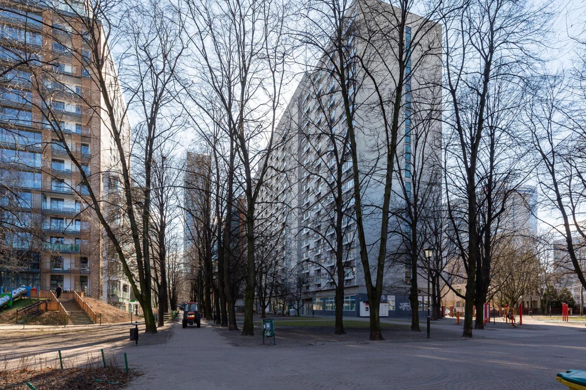 Grzybowska By Renters Căn hộ Warsaw
