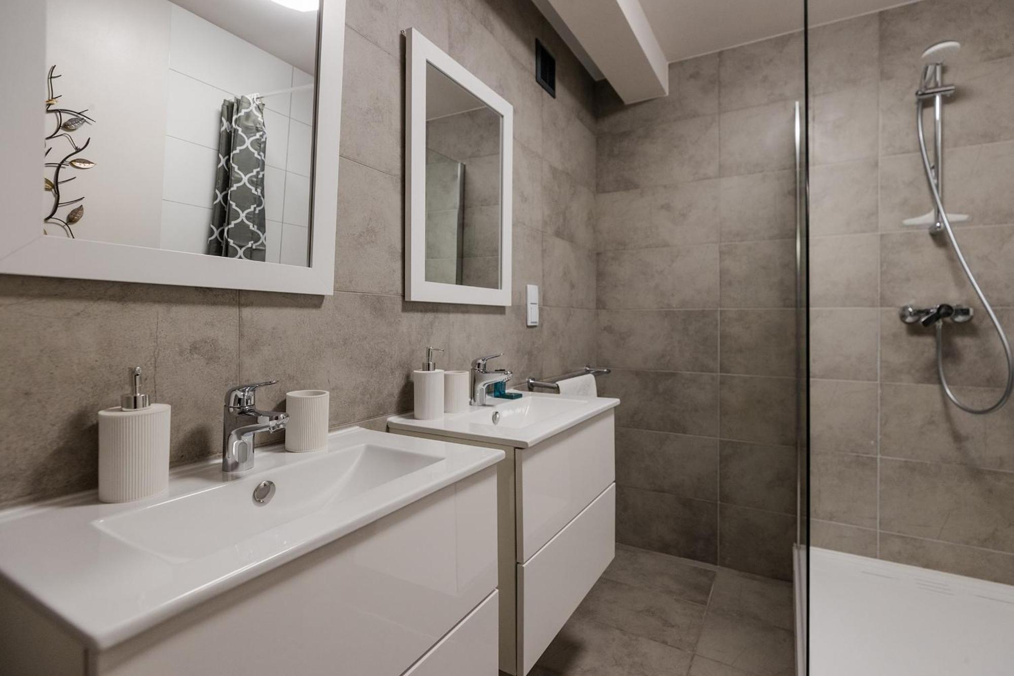 Shortstaypoland Bohaterewicza B174 Apartment *