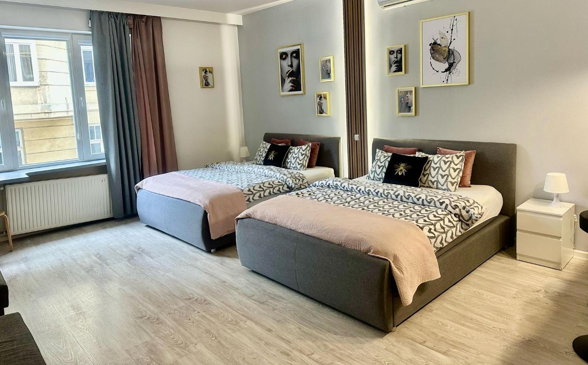 Exclusive Smolna Apartment Warsaw