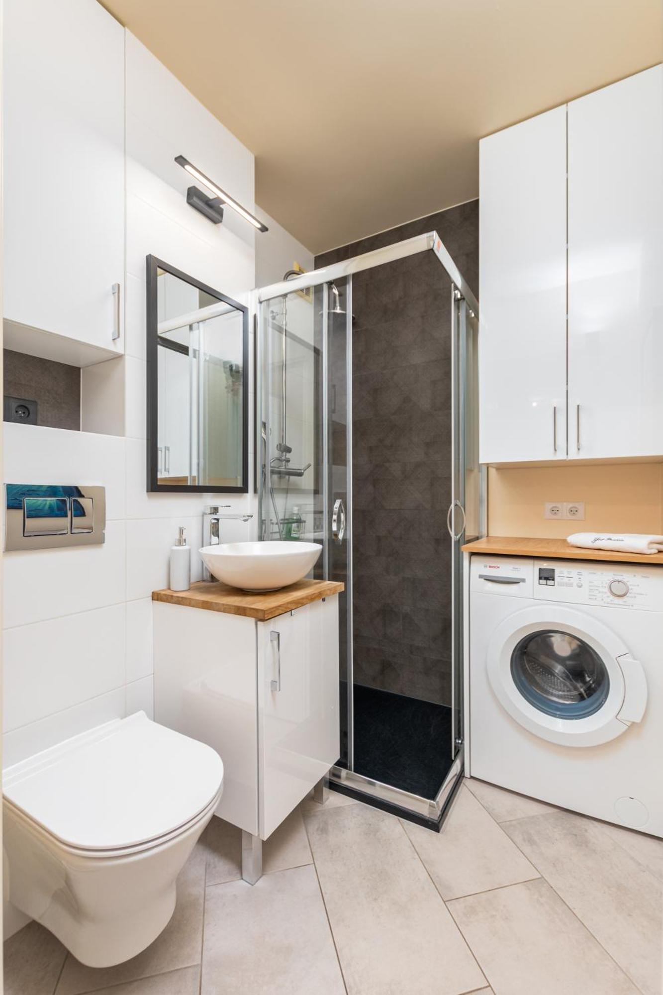 Etiudy Rewolucyjnej By Your Freedom Apartment *