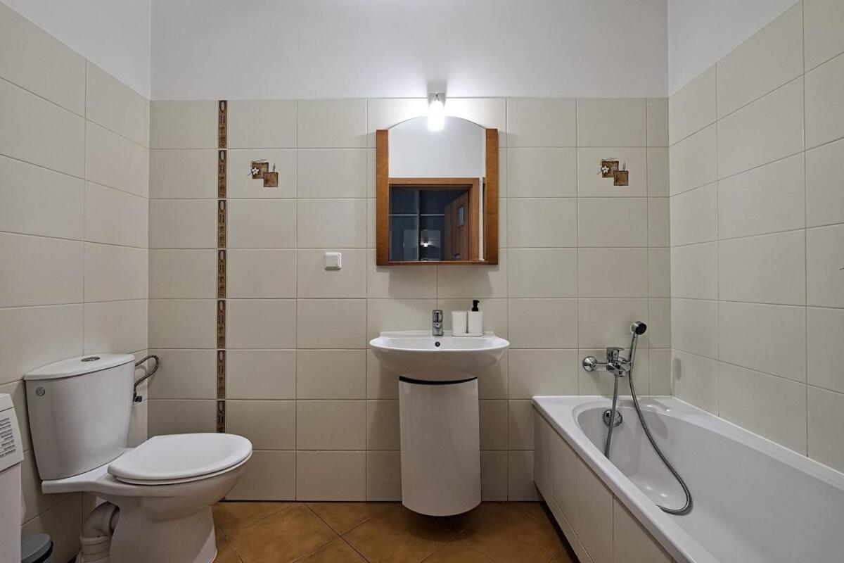Urban Nest - Waw Chopin Airport Wygledowska 10 Căn hộ Warsaw