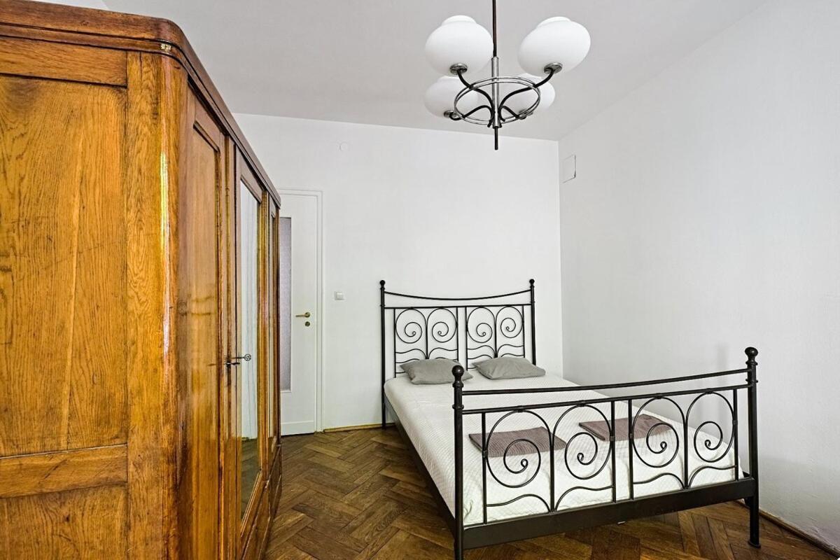 Apartment Urban Nest - Wilcza 69