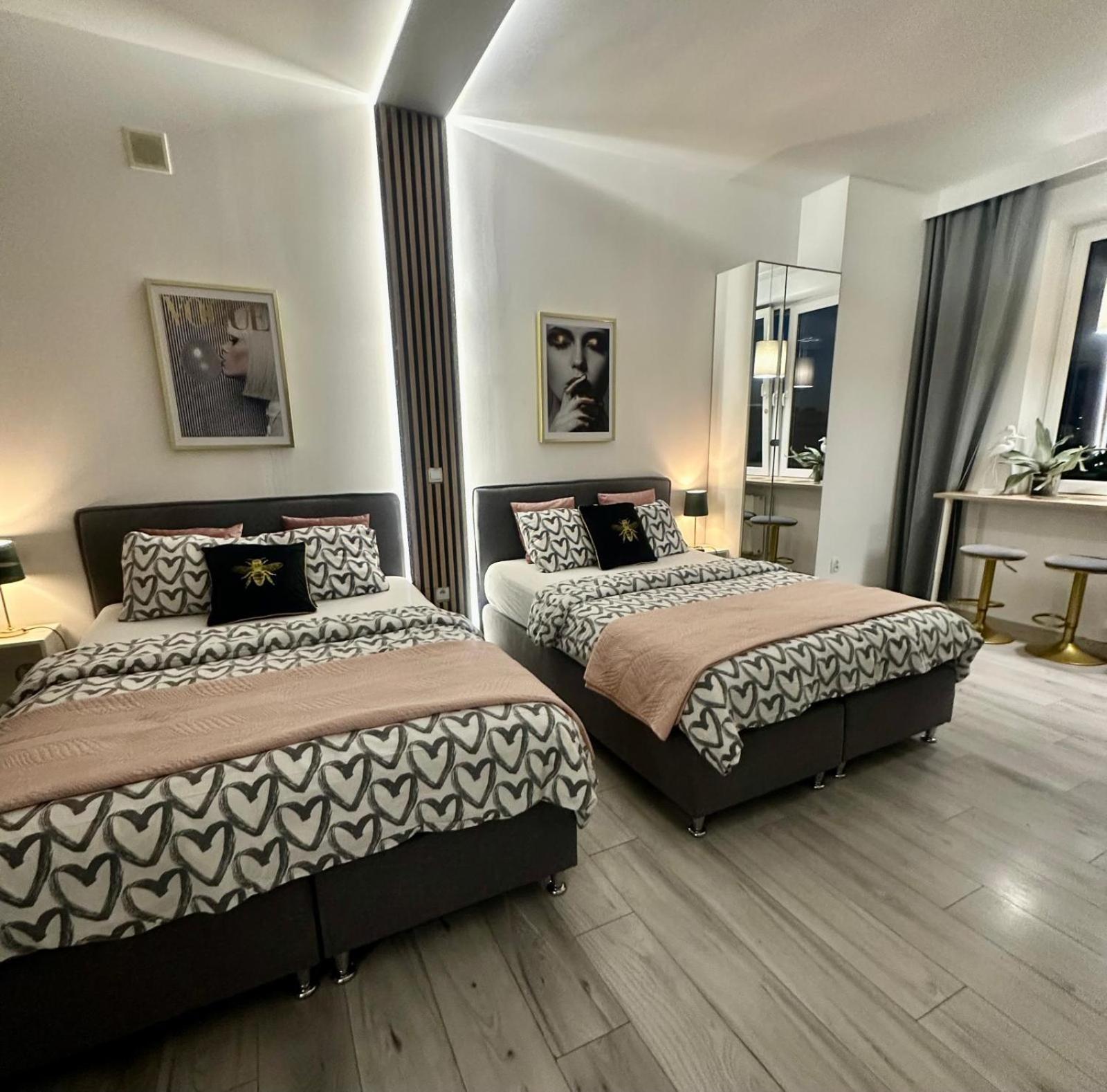 Exclusive Smolna Apartment *