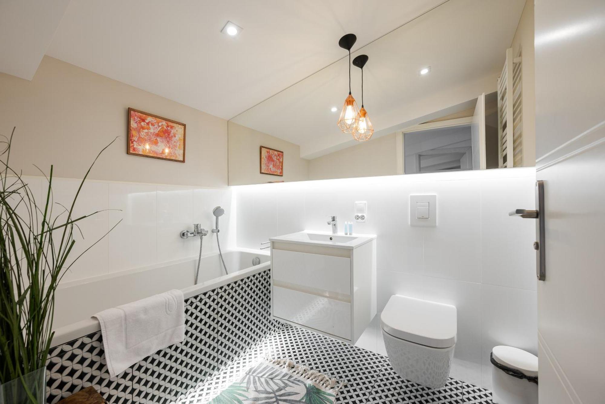 Metro Raclawicka Deluxe Apartment