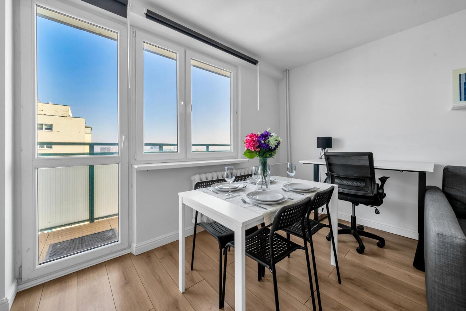 Mokotow - 14th Floor, Balcony - By Rentujemy Apartment Warsaw