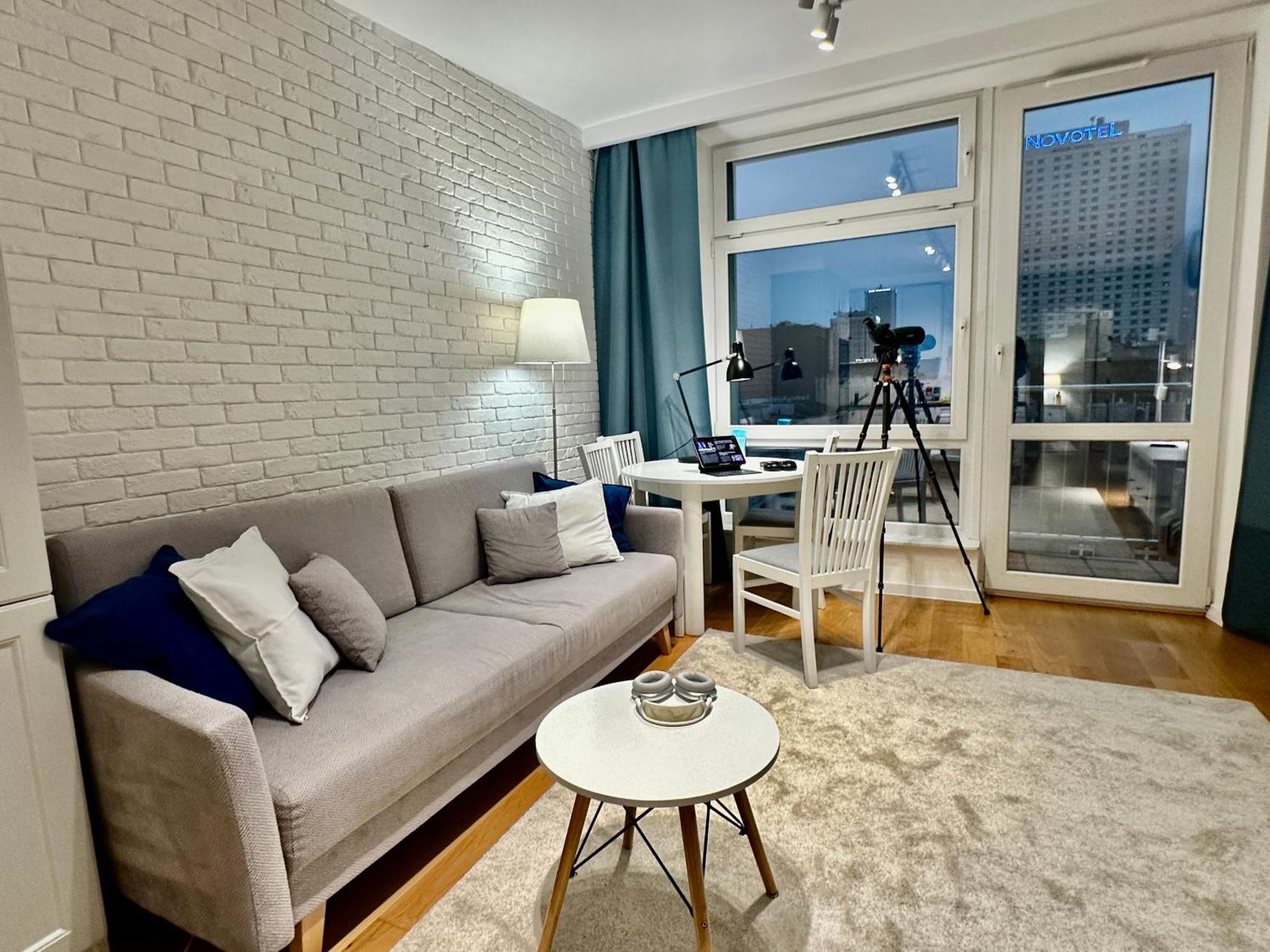 Apartment Smyk Wifi 1gbs 70tv Max Appletv Netflix Warsaw