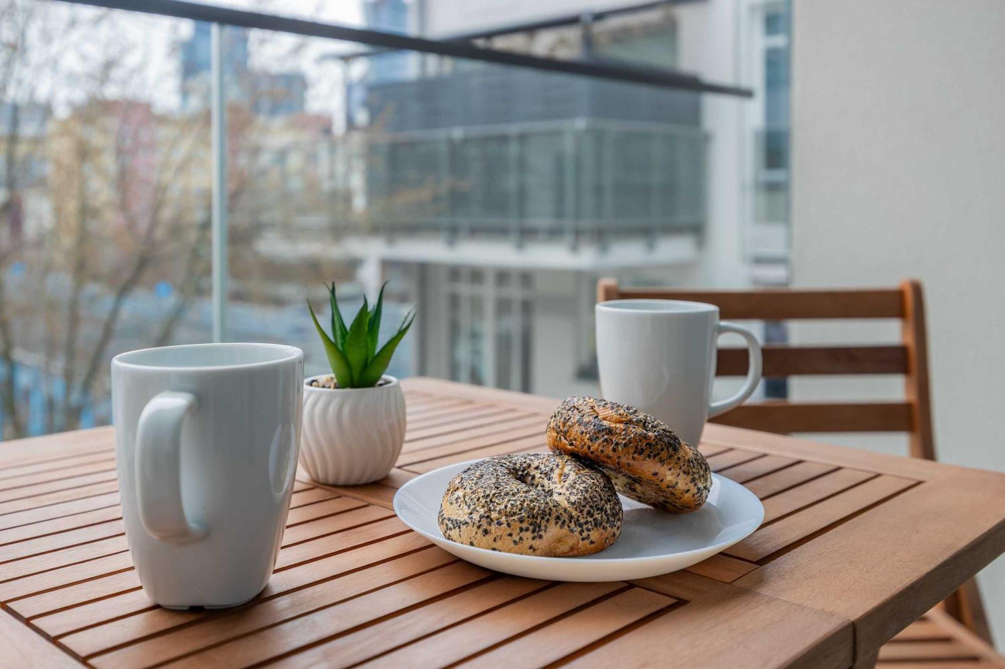 Chronos With Parking And Air Conditioning In Wola By Renters Prestige Apartament *