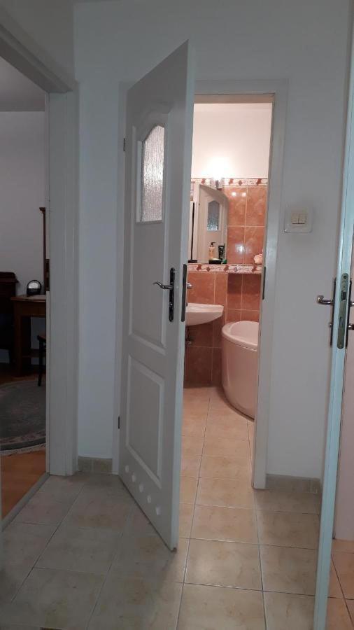 Homestay Cichy I Przyjemny Na Muranowie Warsaw