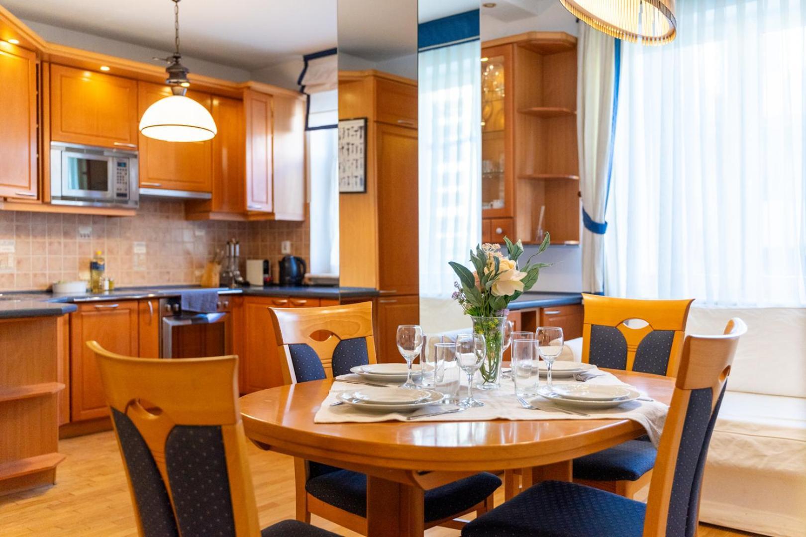 Apartament Wola - 100m2, Balcony - By Rentujemy *