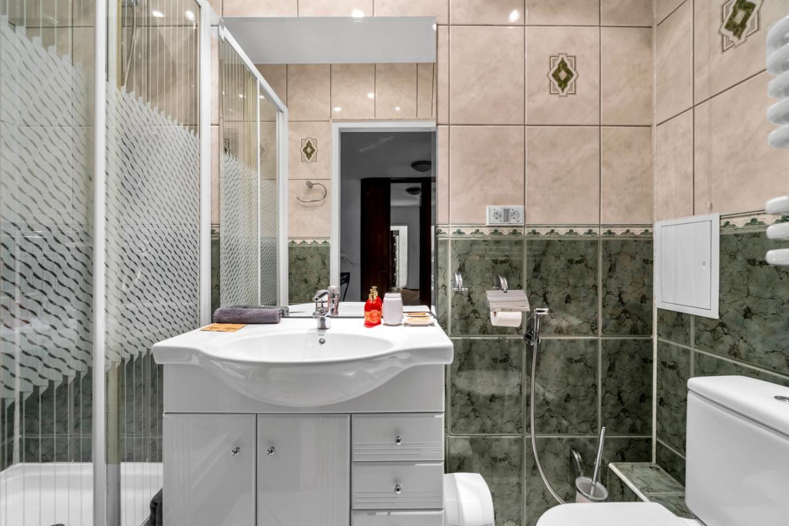 Apartament Wola - 100m2, Balcony - By Rentujemy