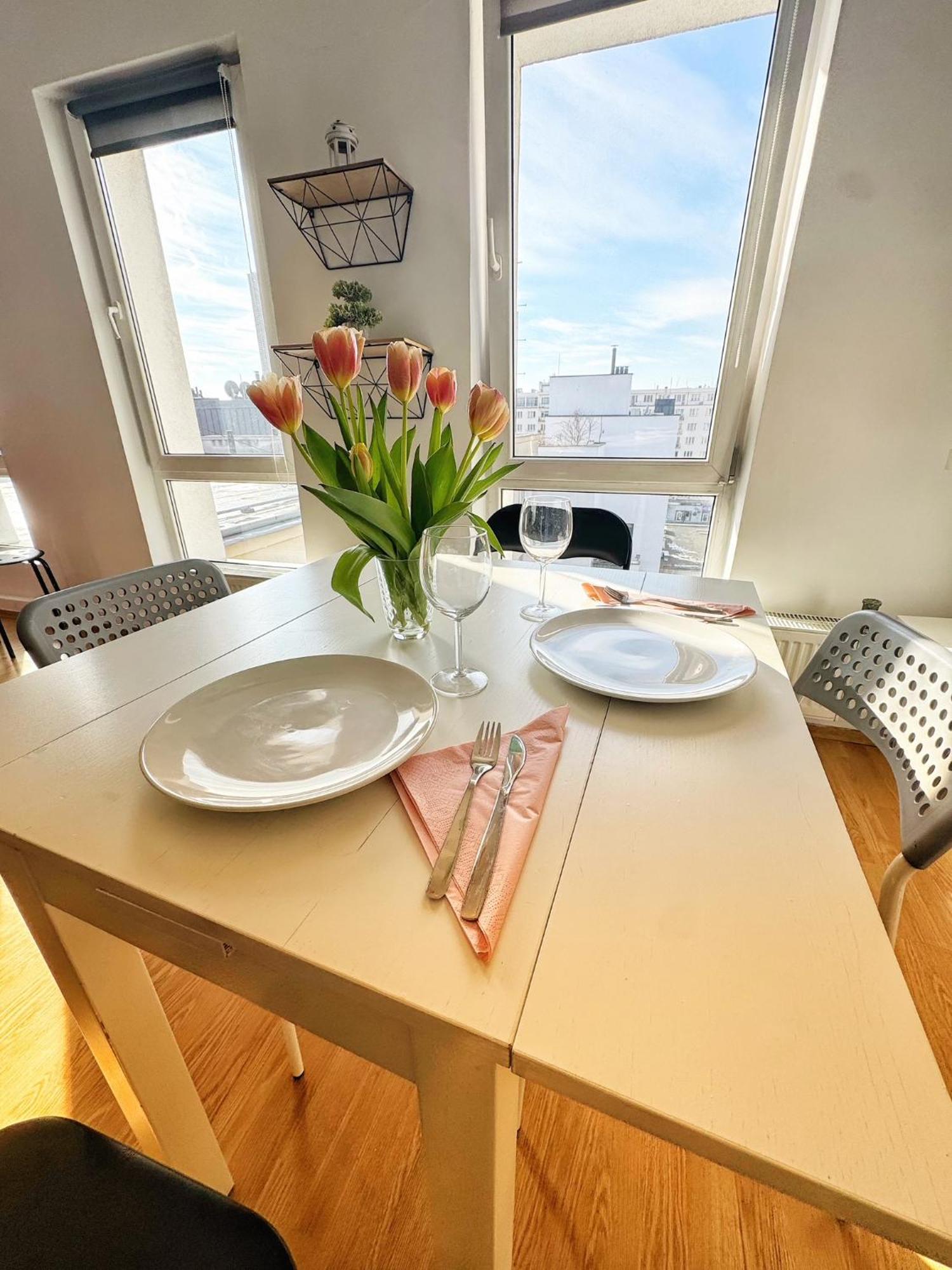 Apartment Hoza W Centrum Warszawy Warschau