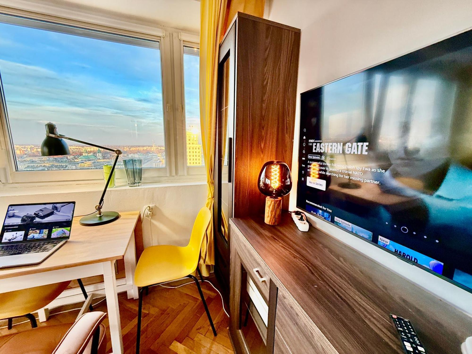 Super Yellow 2x Metro Fast Wifi 1 Gbs Netflix Panorama Miasta Apartment *