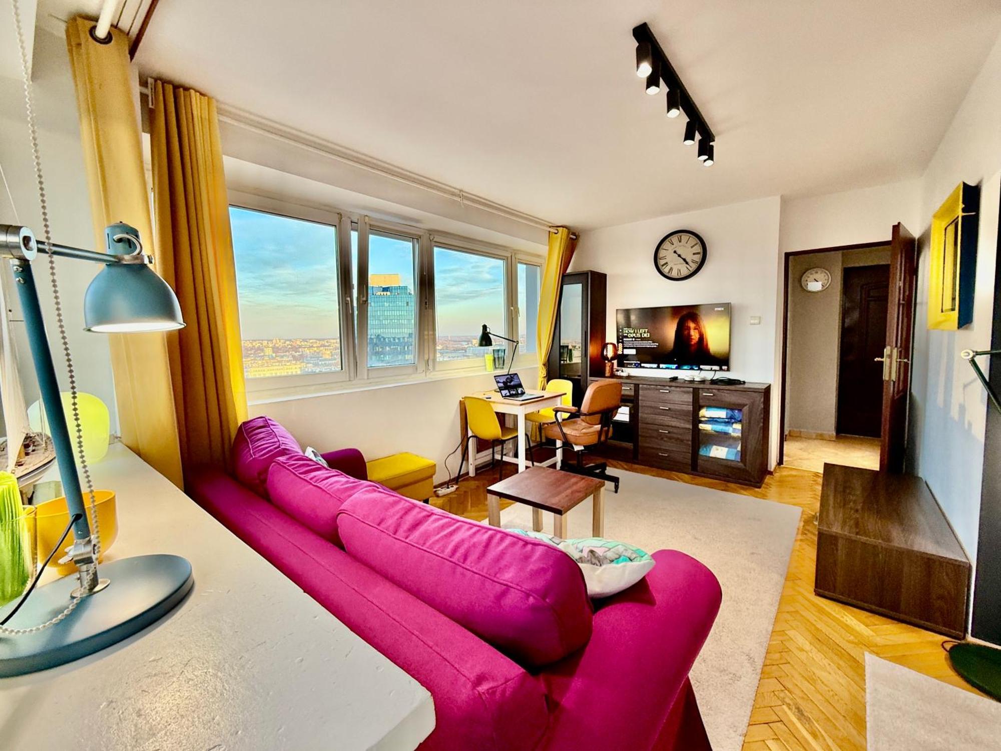 Super Yellow 2x Metro Fast Wifi 1 Gbs Netflix Panorama Miasta Apartment
