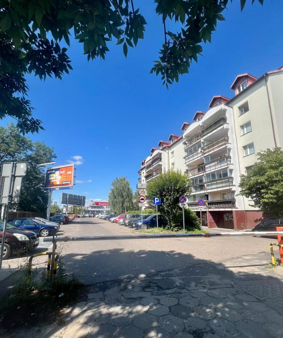 Apartment Comfortable In Good Location Warsaw