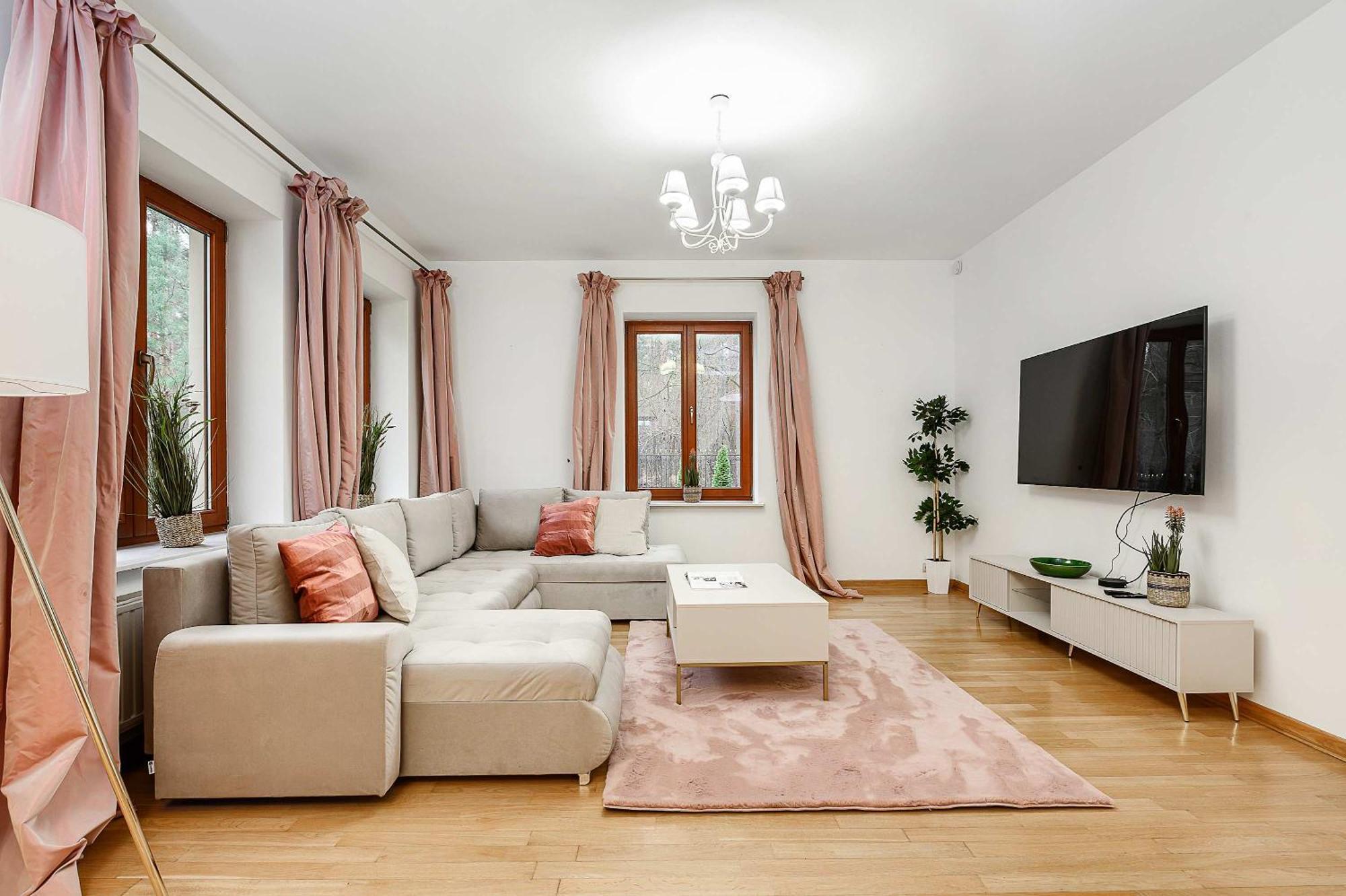 Lumina In Apartment *