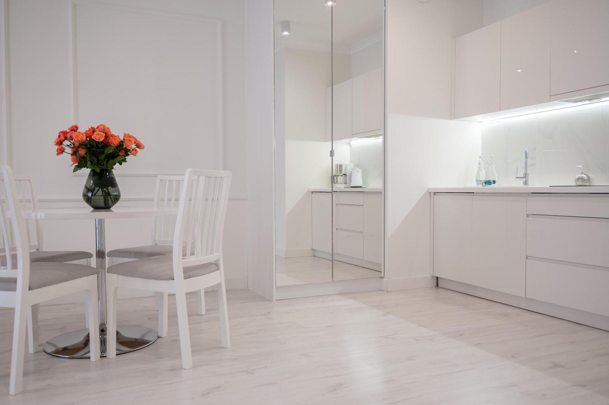 Mennica - Grzybowska 43a Apartamento *