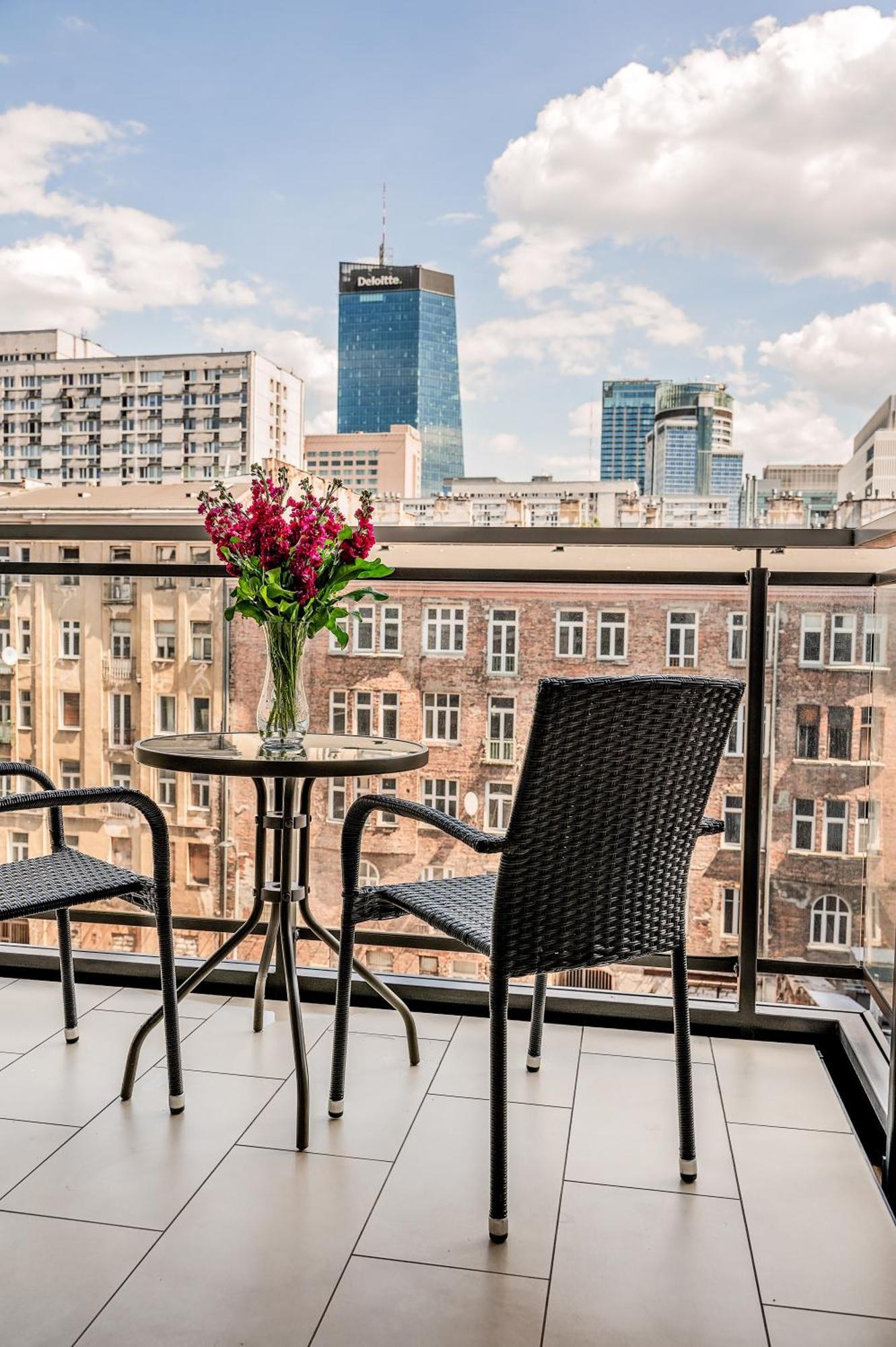 Mennica - Grzybowska 43a Apartamento Varsóvia