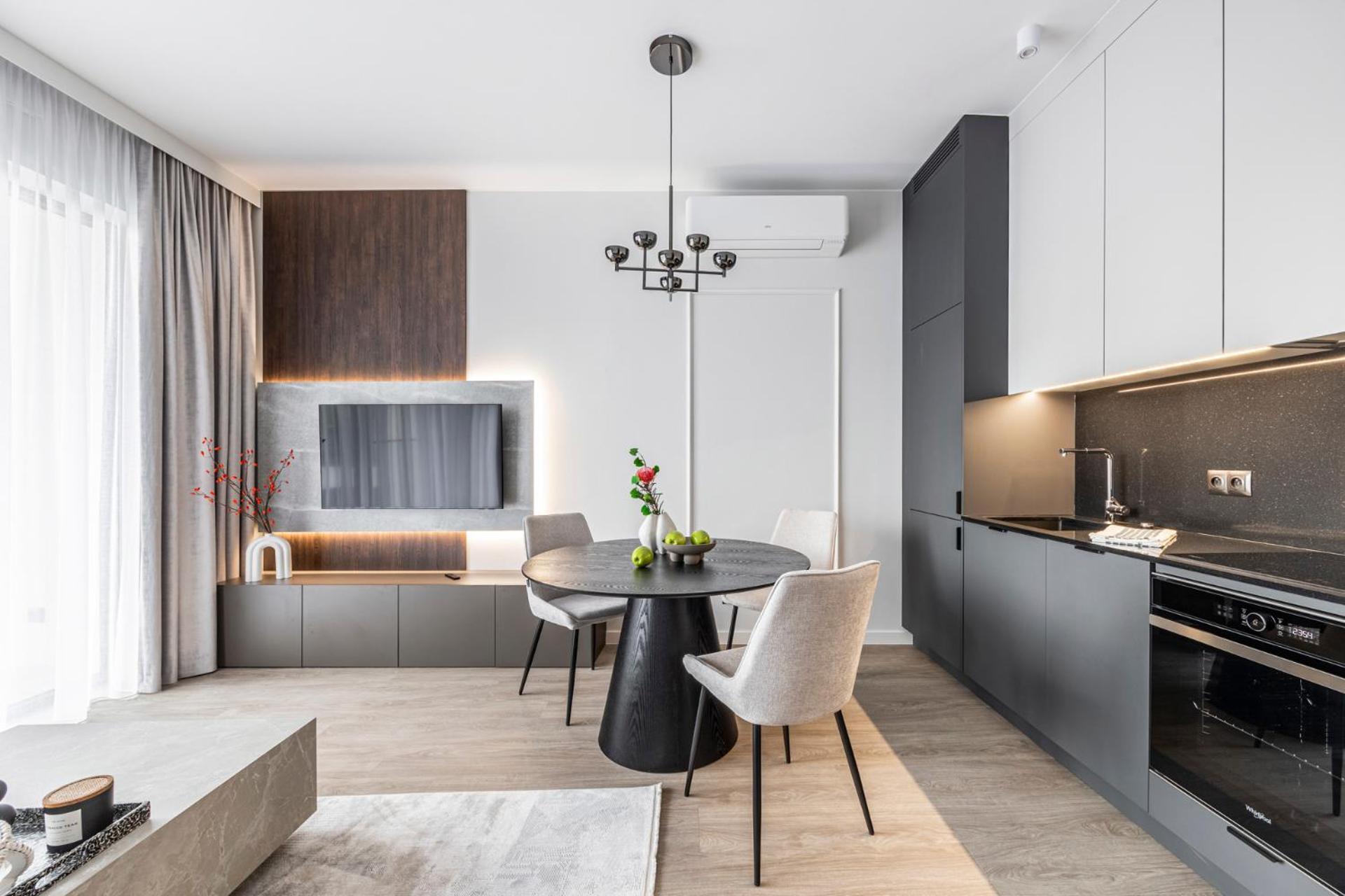 Chronos With Parking And Air Conditioning In Wola By Renters Prestige Apartment