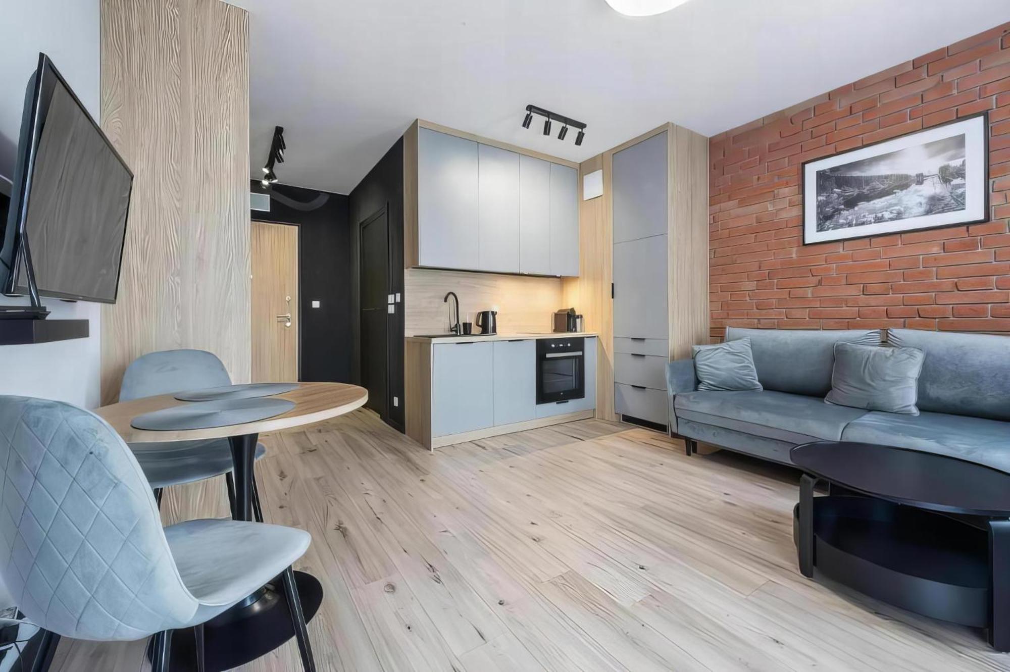 Apartment 27rent Spzoo Lux Warschau