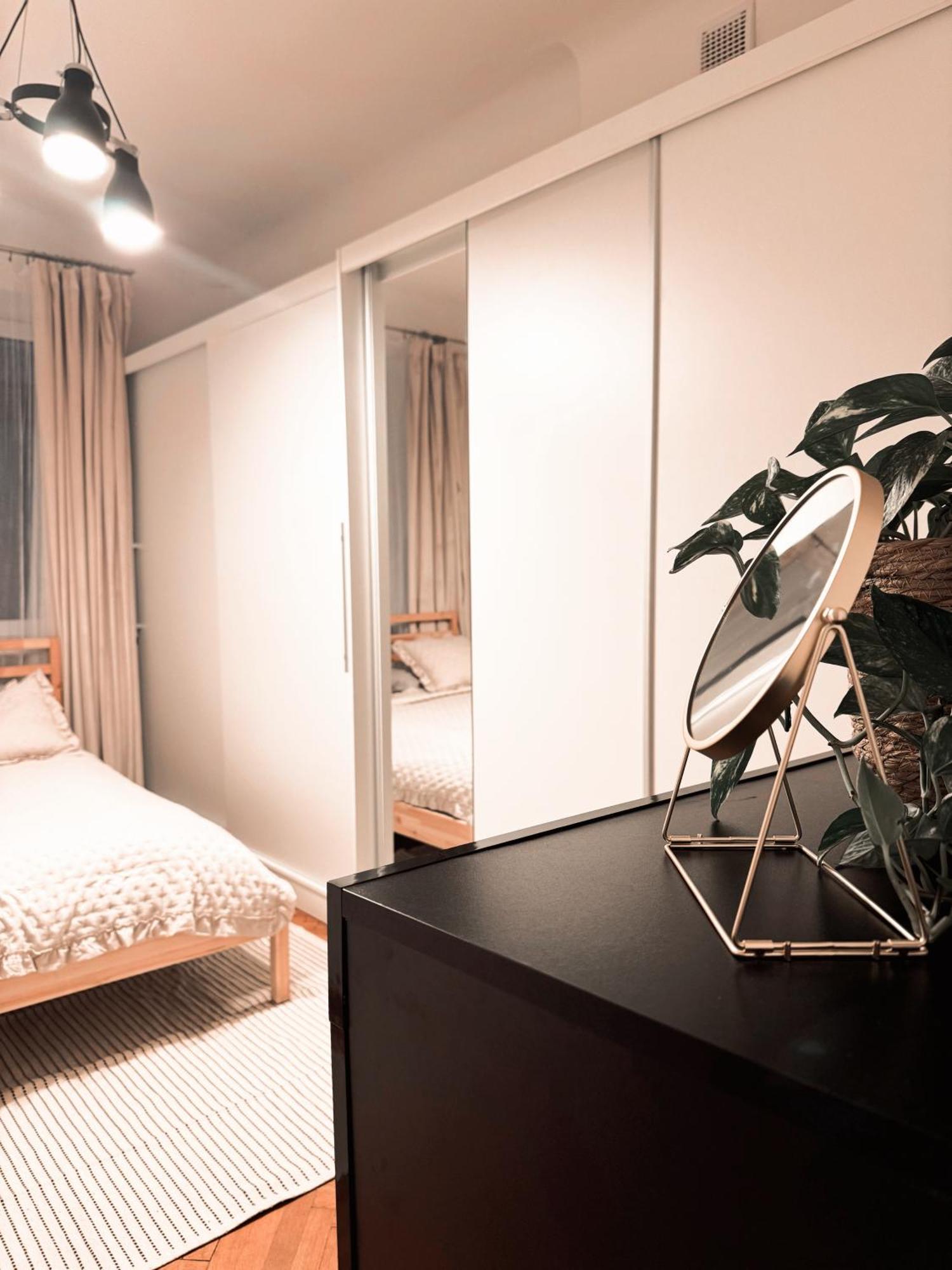 Apartment Cosy Mokotow Narbutta Metro Pole Mokotowskie Warschau