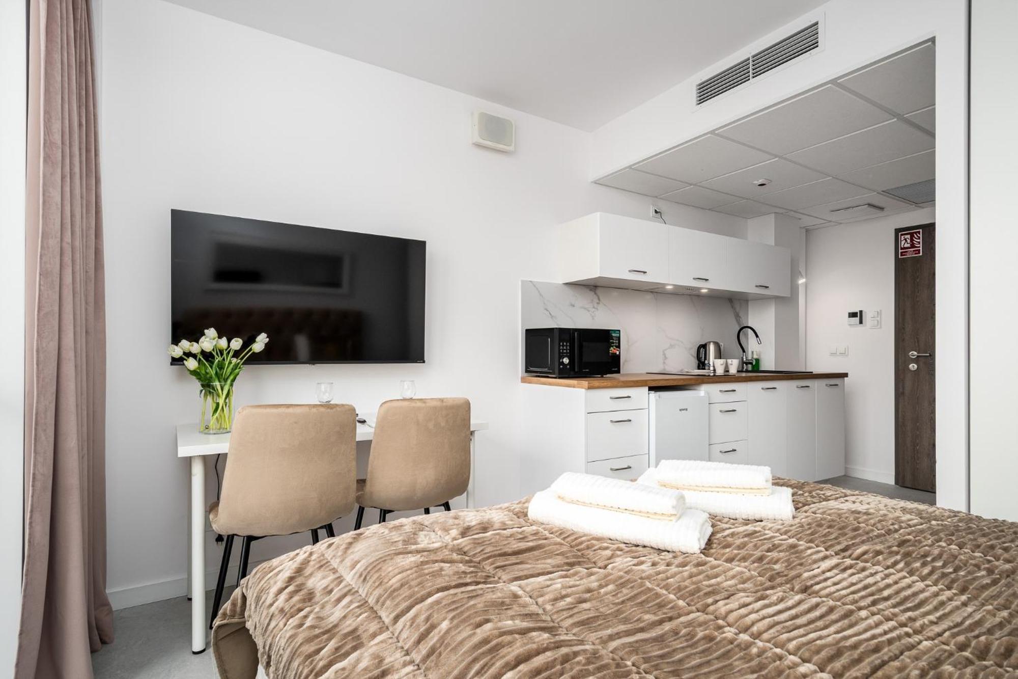 Pileckiego 59 Free Parking By Perfect Warsaw