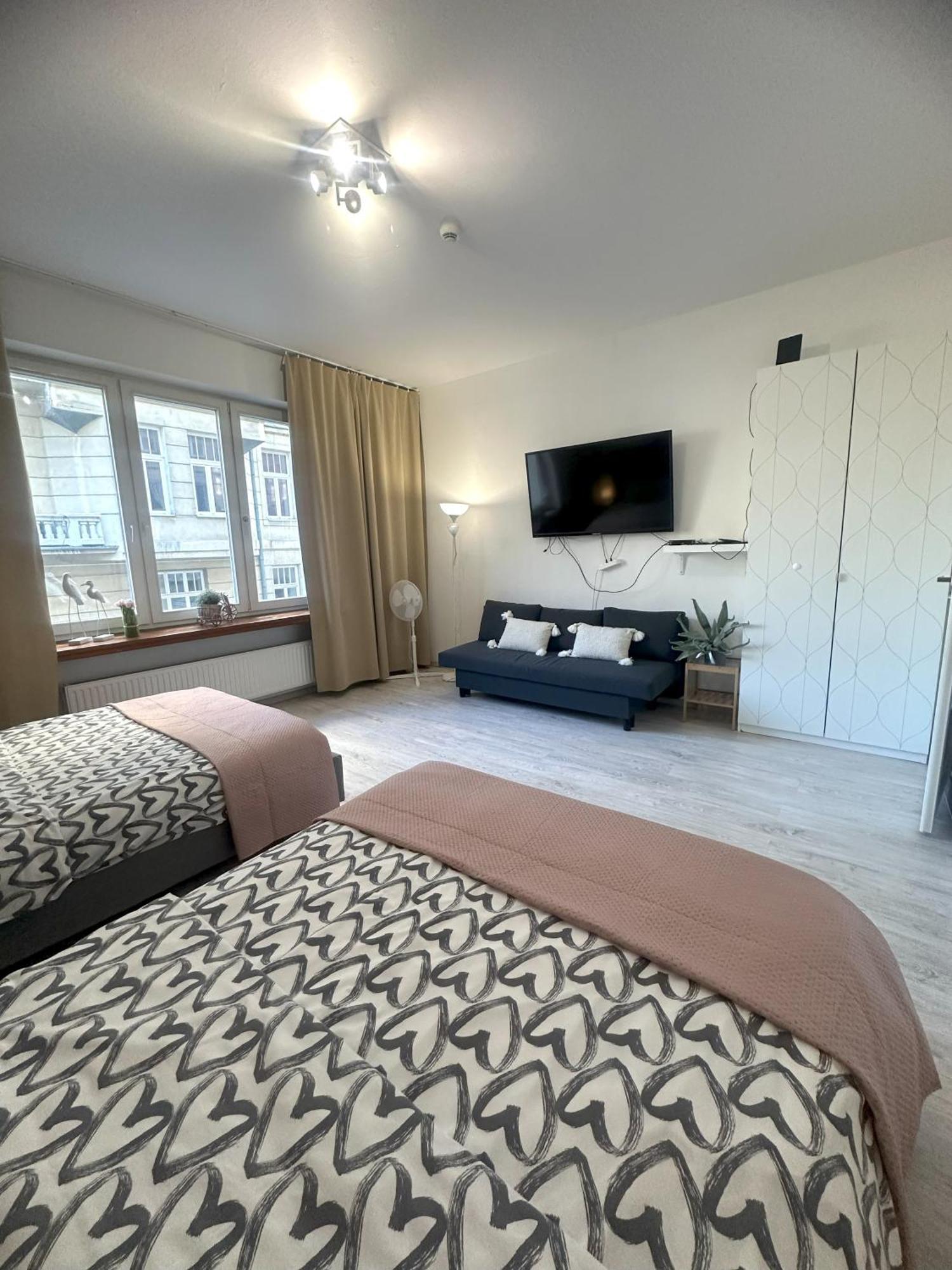 Exclusive Smolna Apartment Warsaw