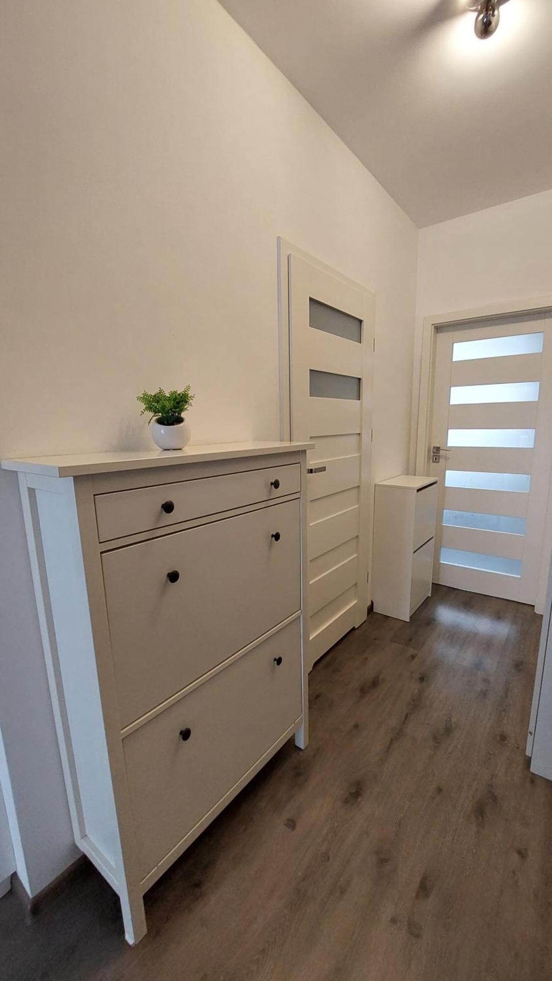 Apartment Jk 47 A Z Miejscem Postojowym W Garazu Warschau