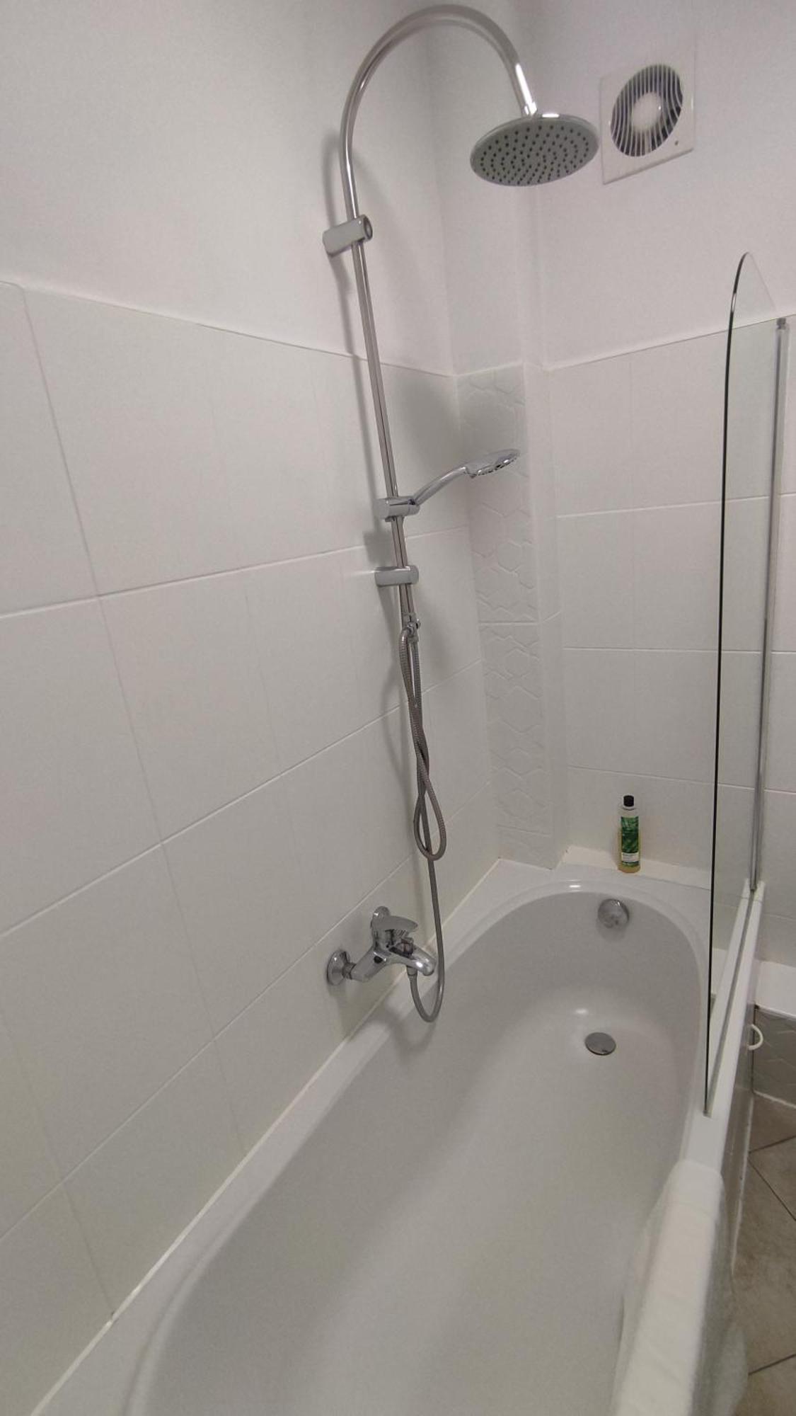 Nowogrodzka Apartment *