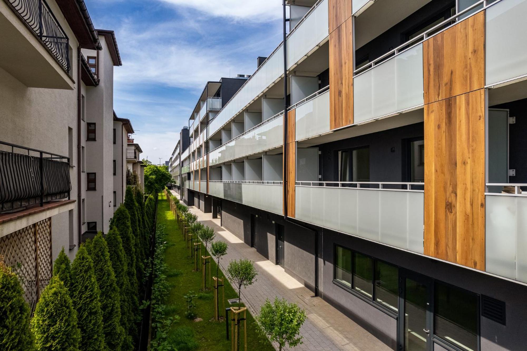 Rentplanet - Pileckiego Warsaw