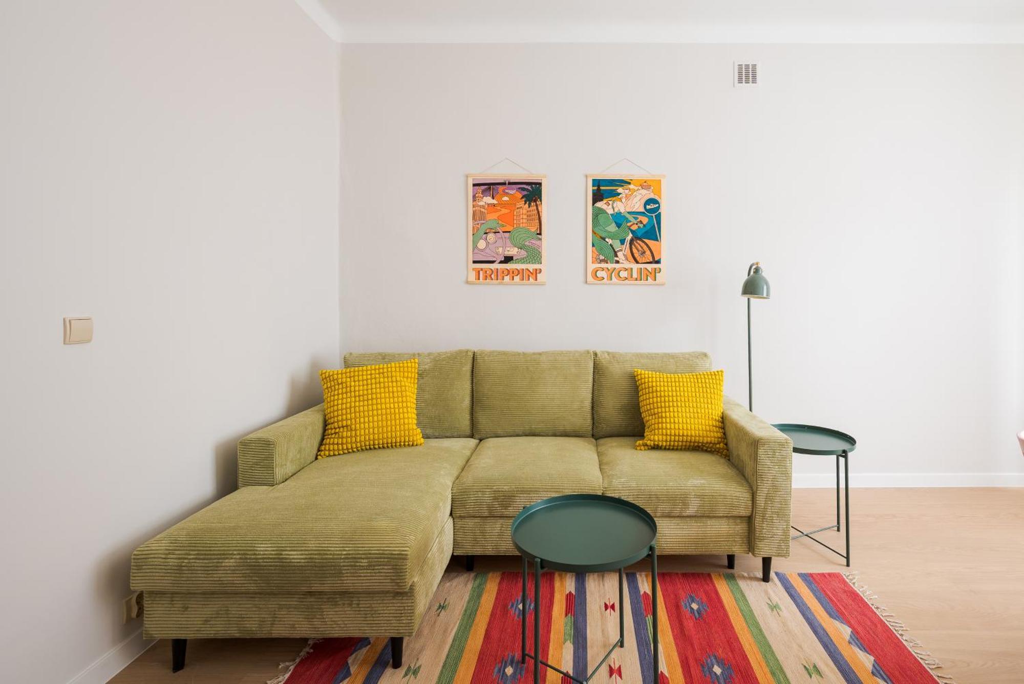 Apartment Metro Mlynow Colourful