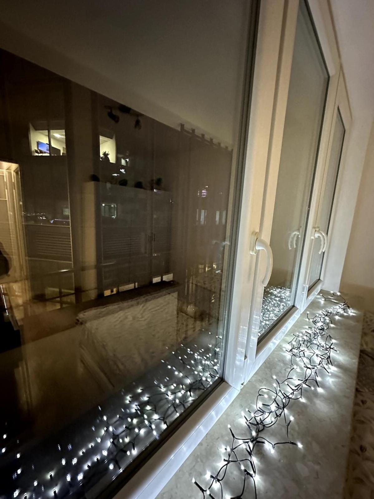Varsovian Chic - Stylish 2br In Center With Balcony & Views Warsaw