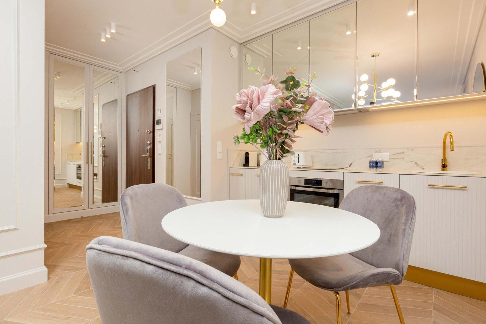 Apartamento Lux Center Mennica By Renters Prestige *