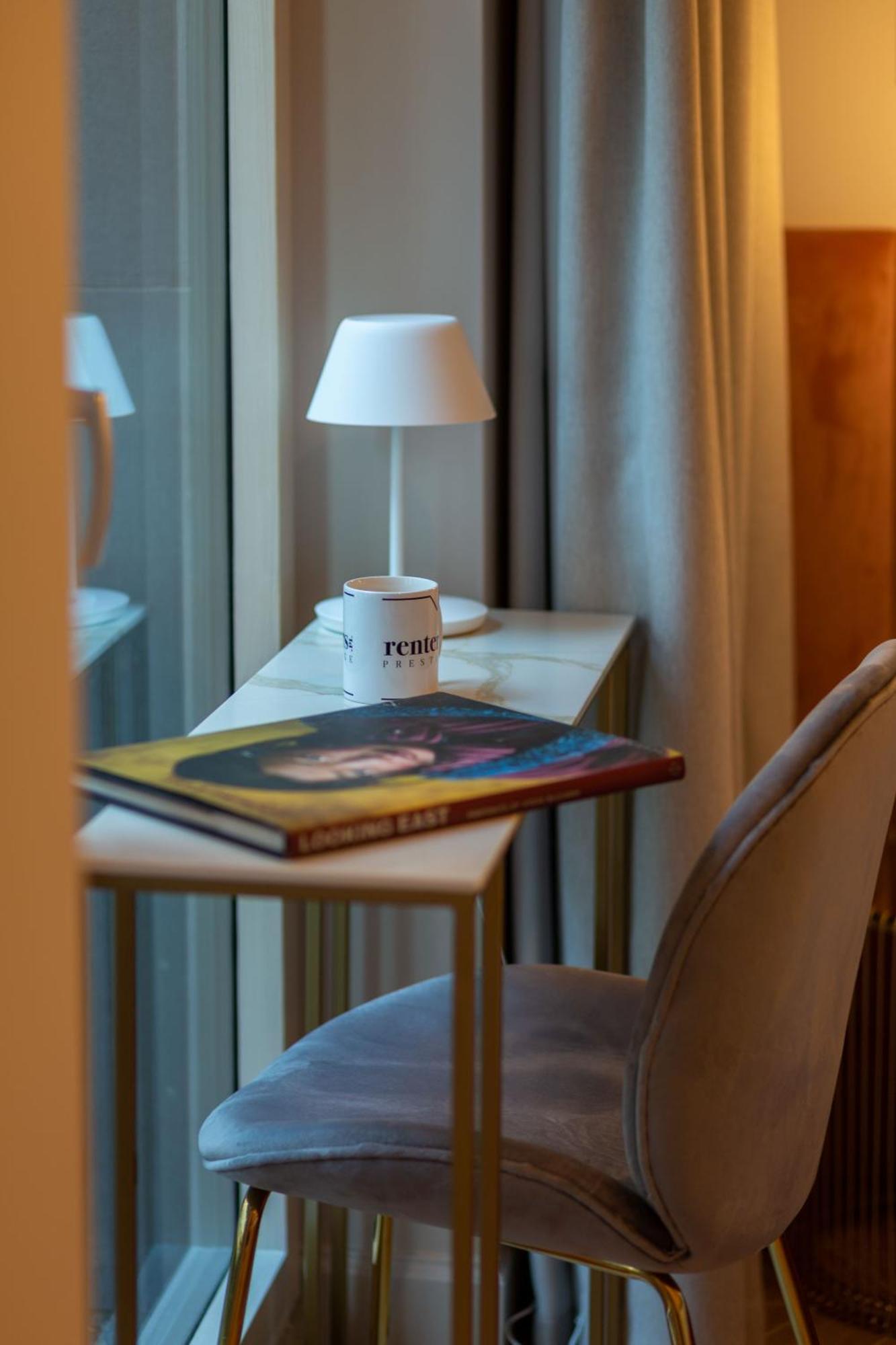 Apartamento Lux Center Mennica By Renters Prestige