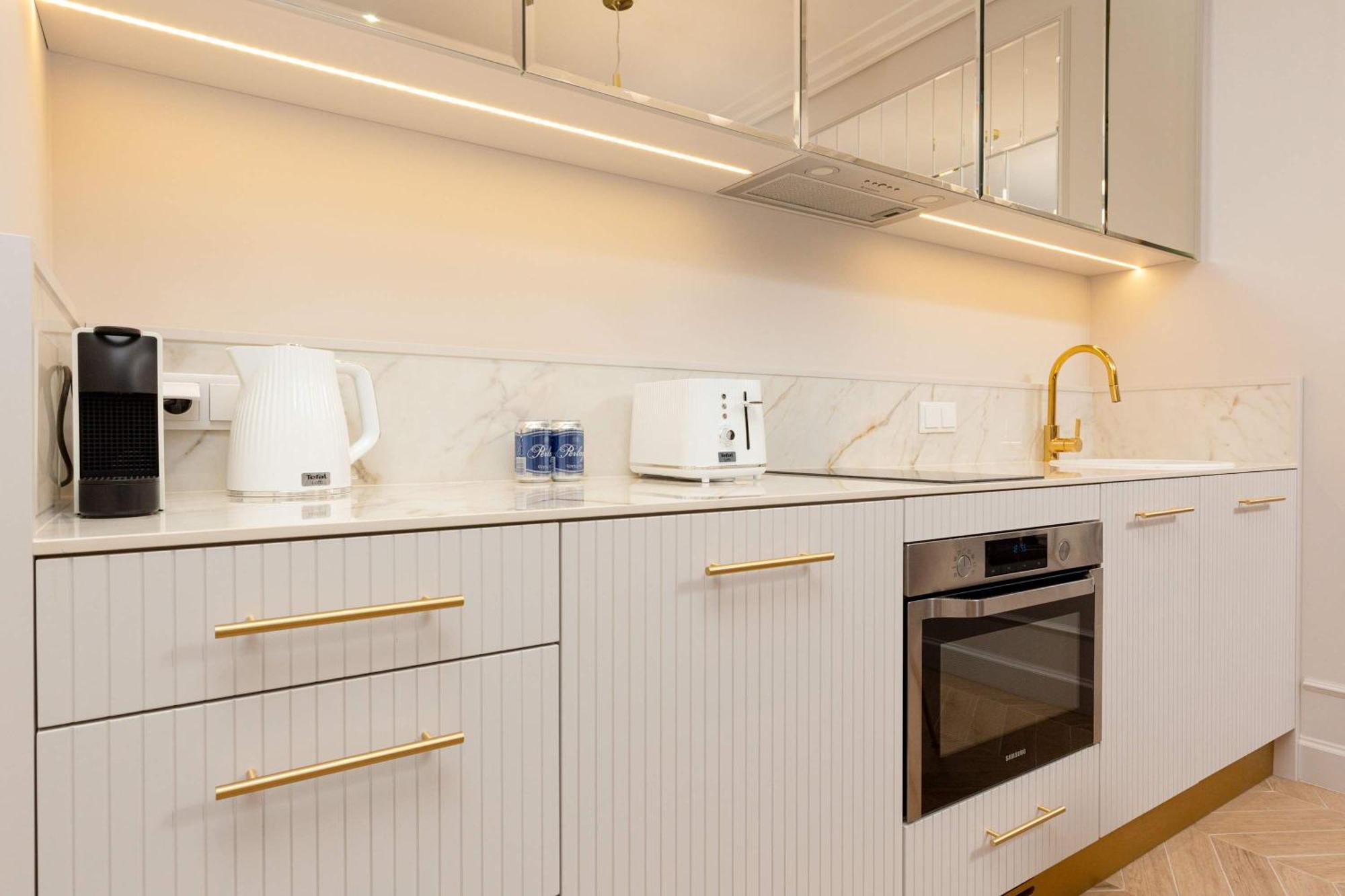Apartamento Lux Center Mennica By Renters Prestige