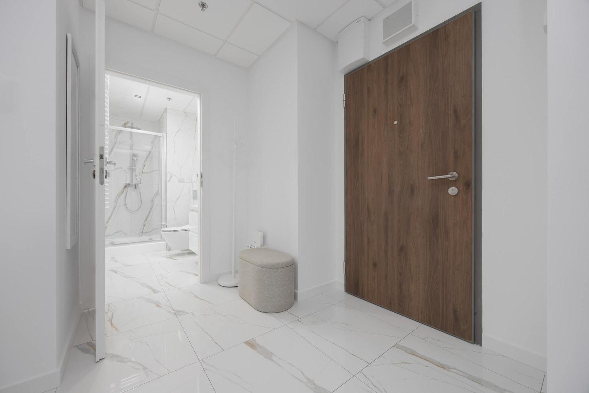 Kasprzaka Near Metro Plocka With Ac And Parking By Rent Like Apartment