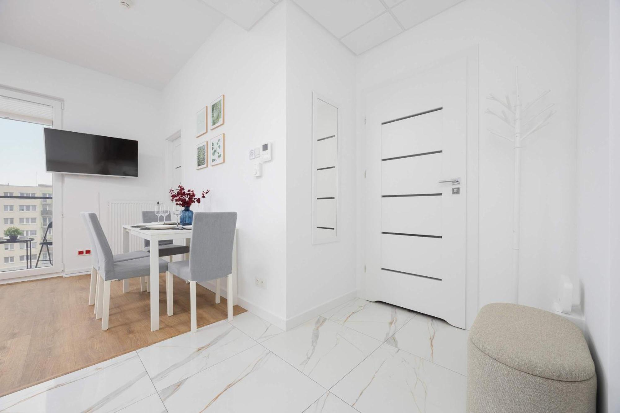Apartment Kasprzaka Near Metro Plocka With Ac And Parking By Rent Like Warschau