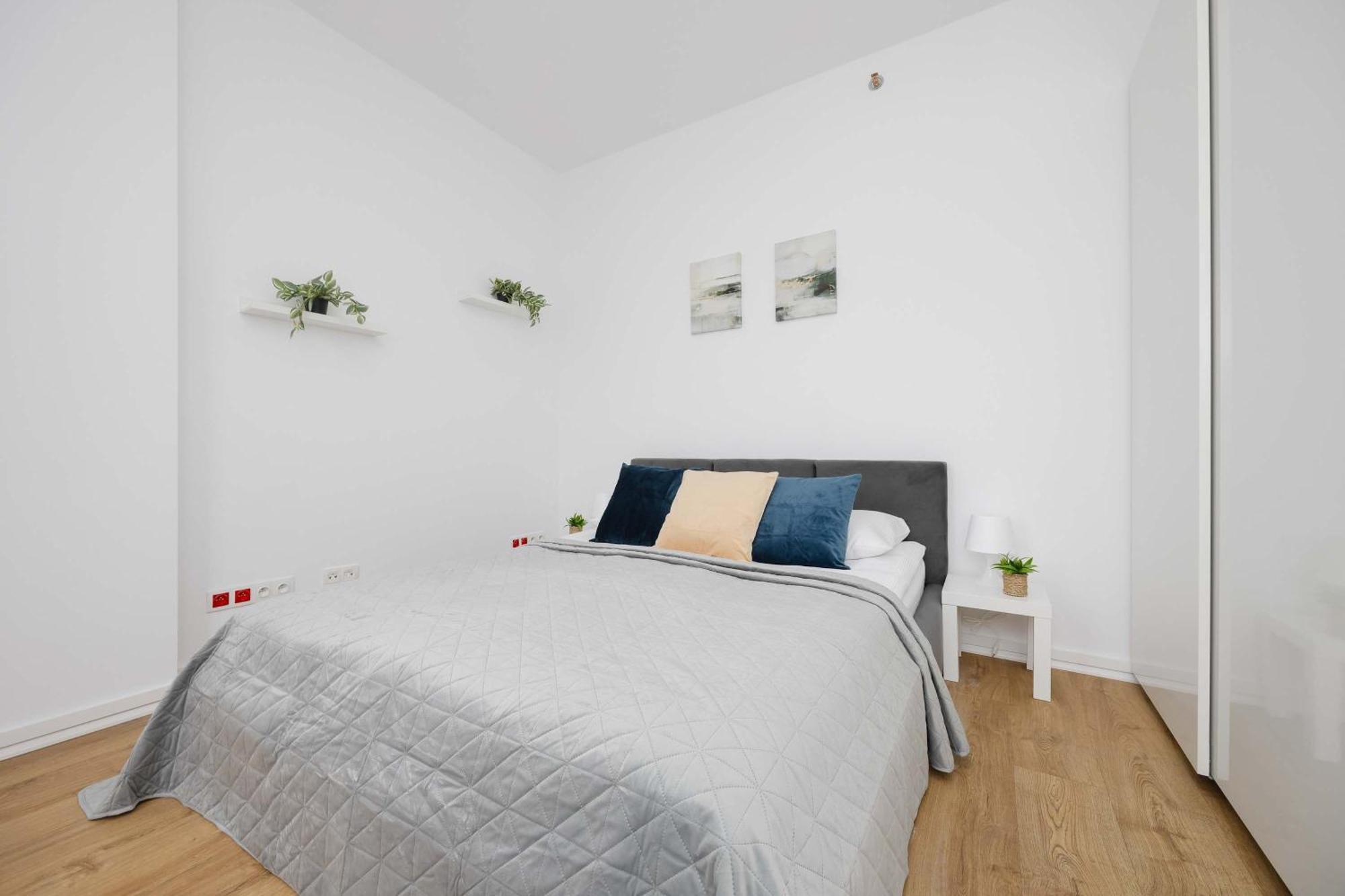 Kasprzaka Near Metro Plocka With Ac And Parking By Rent Like Apartment