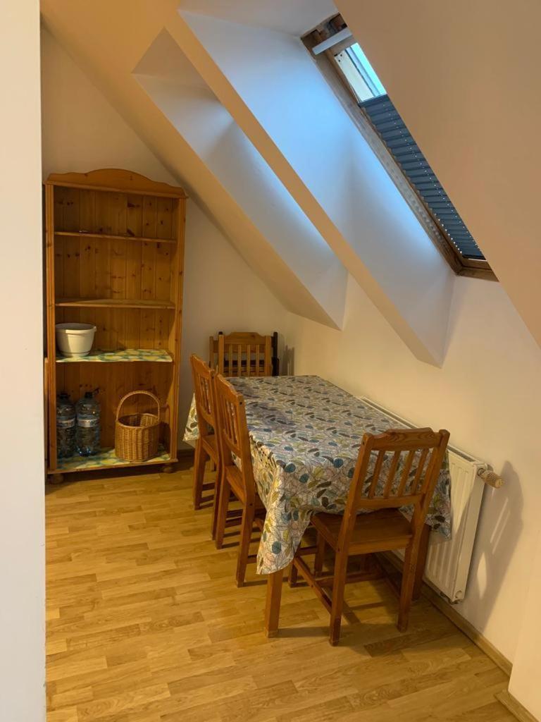 Spacious 2-rooms Penthouse In Center * Warszawa