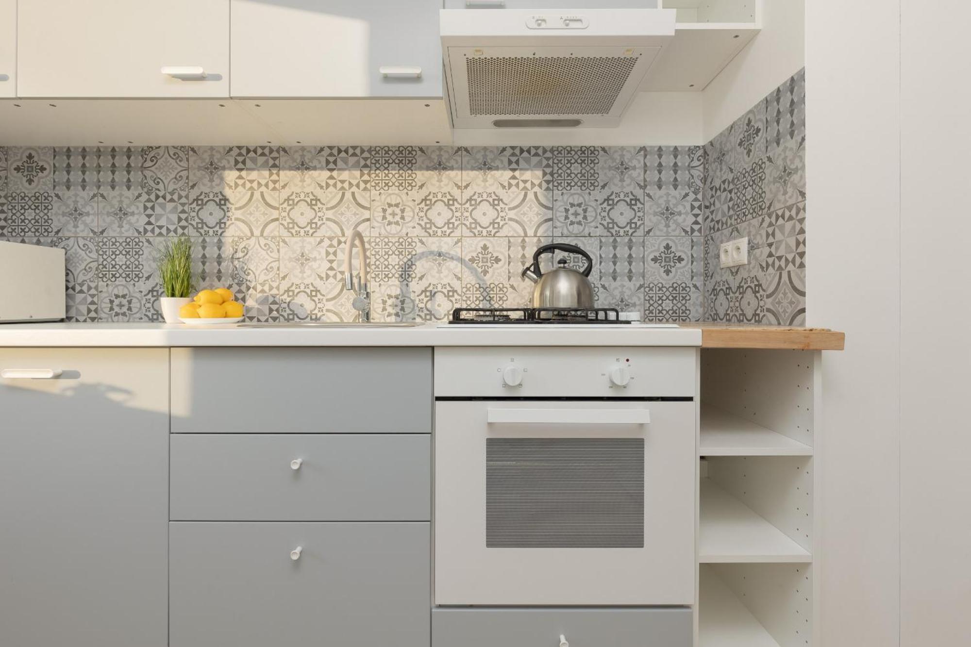 Kopcinskiego Bright & Spacious Ursynow By Renters